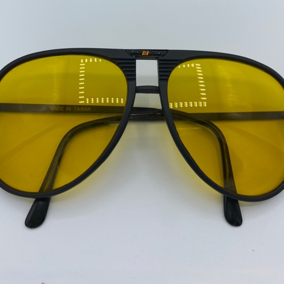 Vintage 90’s Aviator “Night Vision” Glasses - Picture 3 of 8